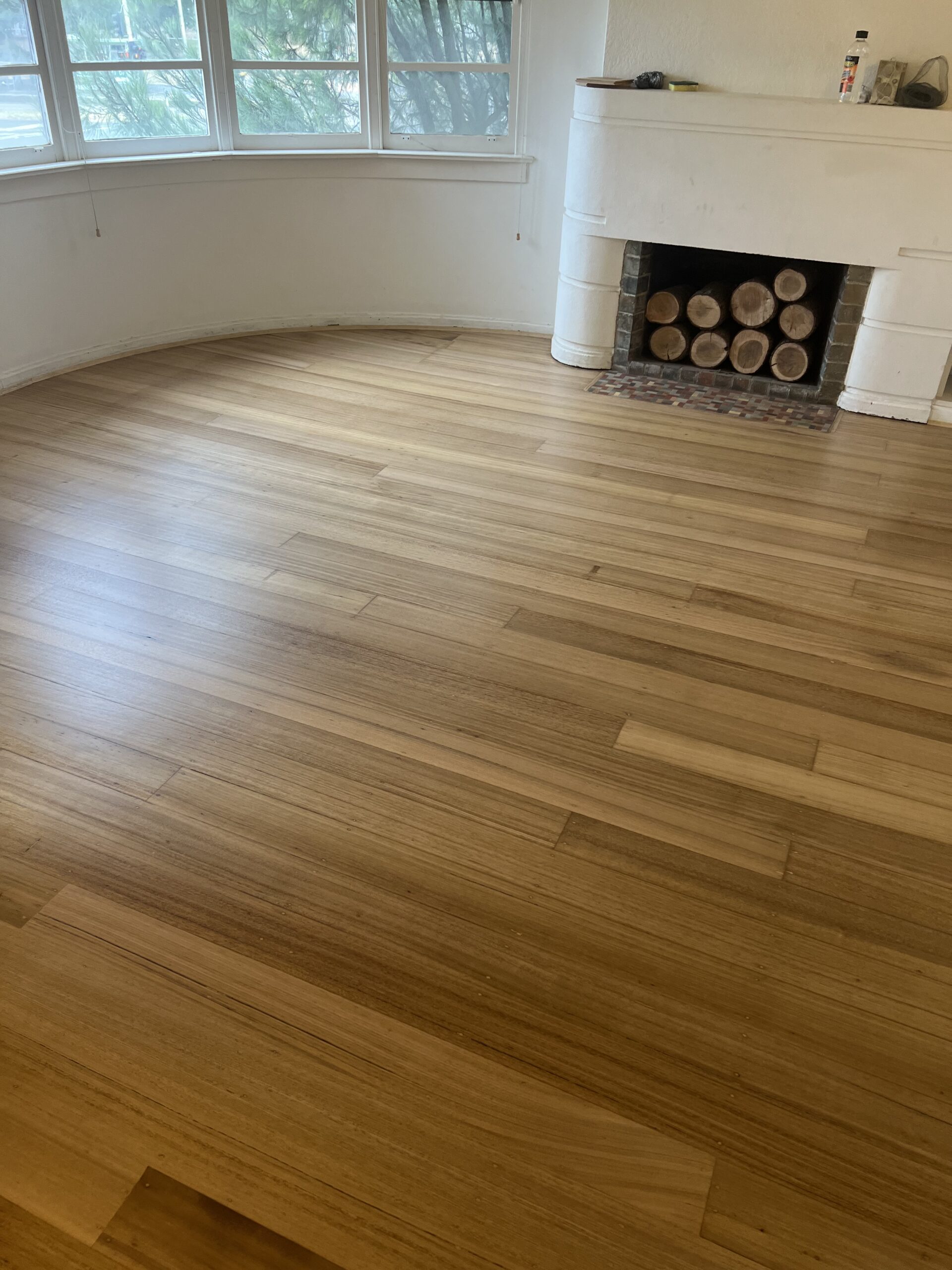 Image gallery marquee